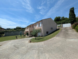 Disponible à la vente, maison très bien située à Chatuzange Le Goubet