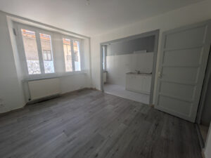 Appartement 3 pièces disponible de suite à Bourg de Péage
