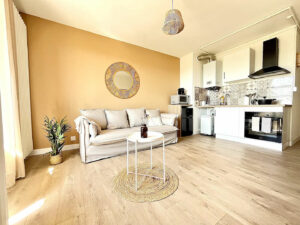 Studio meublé à louer avec ascenseur et balcon , 25 m²